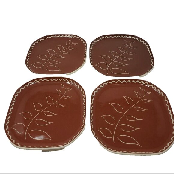 Vintage 1950s 4 Ceramics by RichardHoffman Dinner Plates Tiki No 7 Sprig of Leaf - Picture 1 of 6